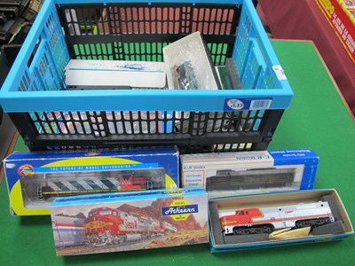 Lot 382 - Thirteen 'HO' Gauge U.S.A Outline Diesel...
