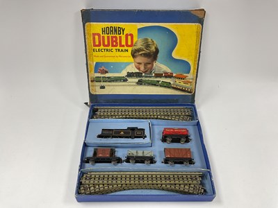 Lot 841 - A Boxed Hornby-Dublo 'OO Gauge Three-Rail...