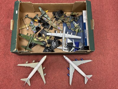 Lot 409 - A quantity of diecast model and plastic static...