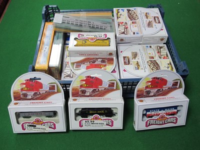 Lot 464 - Twenty Bachmann 'N' Gauge New Boxed Items of U....