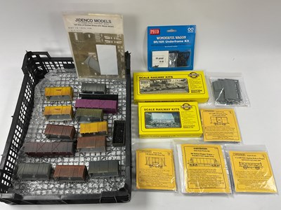 Lot 529 - Ten 00 gauge (4mm scale) wagon kits by Ratio,...