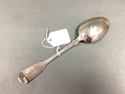 Lot 16 - A Hallmarked Silver Fiddle Pattern Serving...