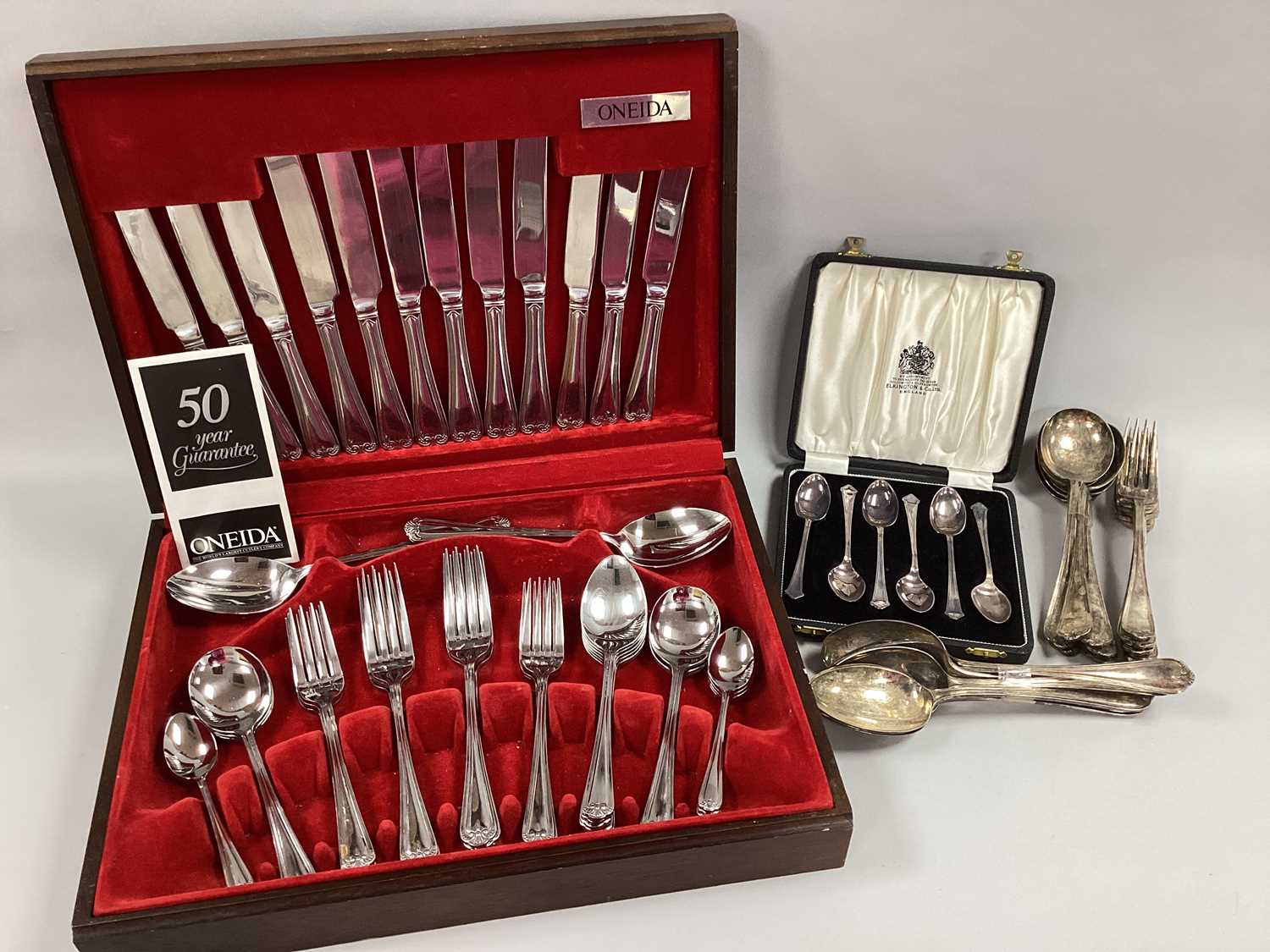 Lot 26 - Oneida 18/8 Canteen of Cutlery, in original...