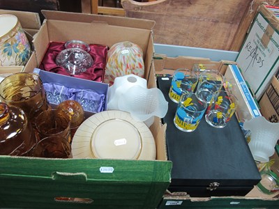 Lot 1064 - Glassware, including boxed Royal Doulton...