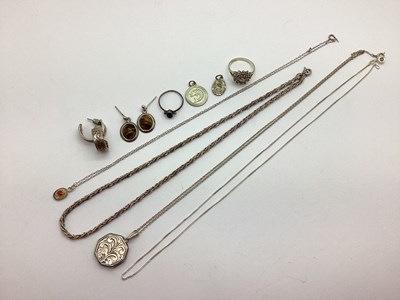 Lot 183 - A Vintage Locket Pendant, of octagonal shape,...