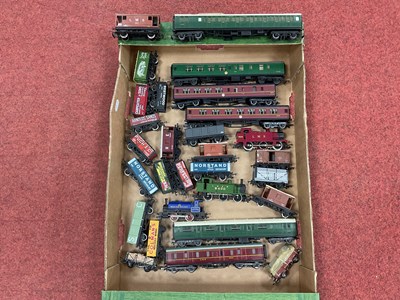 Lot 383 - Three Hornby 00 gauge tank engines: a "Jinty";...