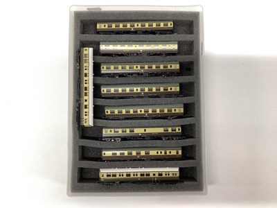 Lot 744 - Nine N gauge coaches in Chocolate and Cream...