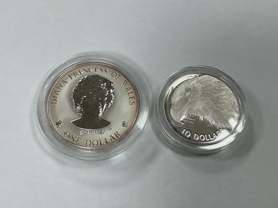 Lot 539 - 1997 Cook Islands One Ounce Fine Silver $1...
