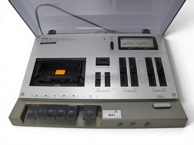 Lot 641 - Vintage Aiwa AD-1250 Stereo Cassette Deck...