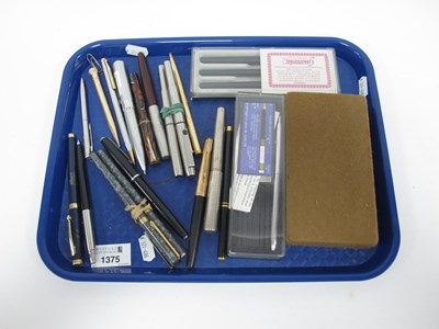 Lot 1375 - A boxed waterman fountain pen with 18K nib...