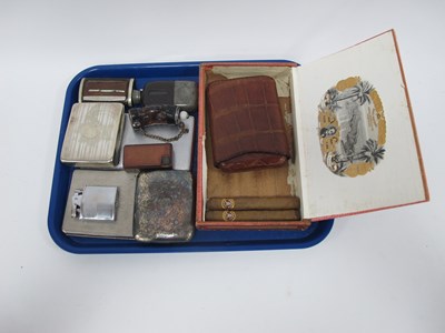 Lot 1370 - Jose Florez cigars x2, cigar box and leather...