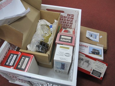 Lot 398 - "O" Gauge/7mm Boxed Wagon Kits, part built and...