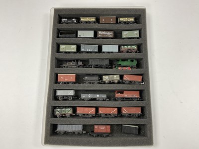 Lot 825 - A Dapol N gauge "Terrier" and a repainted...