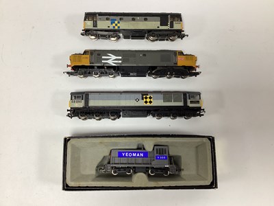 Lot 554 - Four 00 gauge modern diesel locomotives: a...