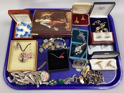 Lot 66 - A Selection of Modern Gent's Cufflinks, a...
