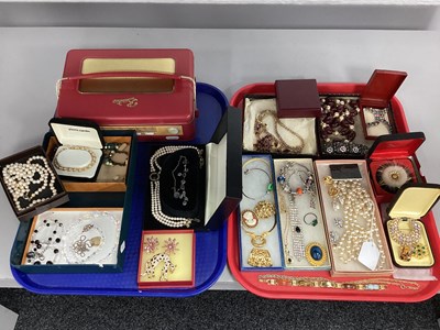 Lot 154 - A Collection of Assorted Costume Jewellery,...