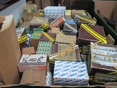 Lot 1060 - Brass Woodscrews 12 x 2 - woodscrews 8 x 3...