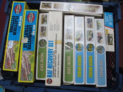 Lot 529 - Nine Airfix 'OO' Gauge/4mm Boxed Plastic Kits,...