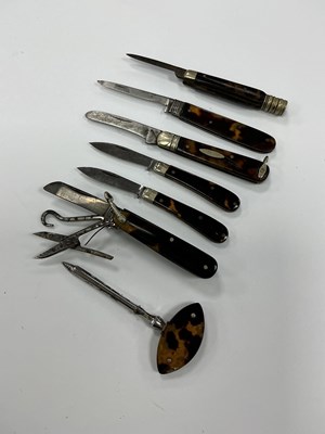 Lot 436 - Collection Of Six Knives, Eye Witness...