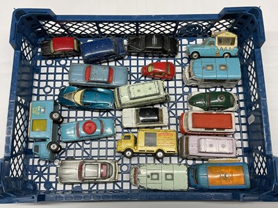 Lot 595 - A quantity of original Corgi cars and...