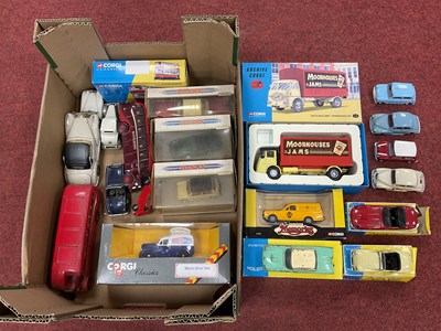 Lot 360 - A quantity of modern Diecast Toys by Dinky,...