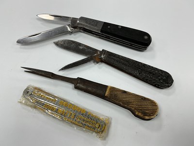 Lot 461 - I.XL Two Blades Folding Knife, 8cm, unamed...