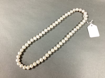 Lot 106 - A Modern Single Strand Large Fresh Water Pearl...