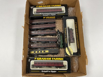Lot 801 - Two Graham Farish N gauge locomotives: a boxed...