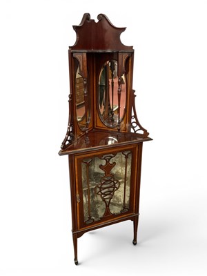 Lot 1448 - An Edwardian Mahogany Inlaid Corner Display...