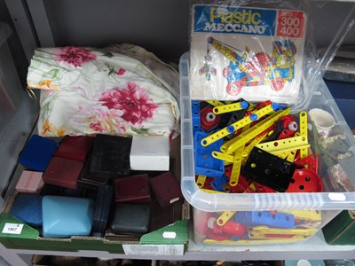 Lot 1067 - Collectables, including a pair of Laura Ashley...