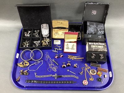 Lot 141 - A Collection of Cufflinks and Other Gent's...