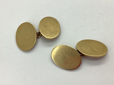 Lot 182 - A Pair of Plain 9ct Gold Oval Panel Cufflinks,...