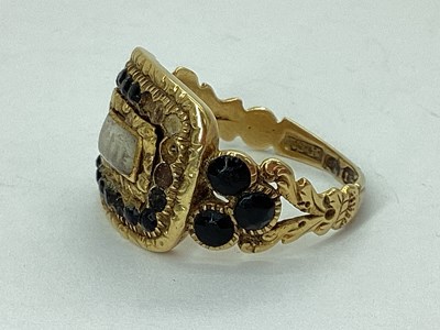 Lot 48 - A Georgian 18ct Gold Mourning Ring, the...