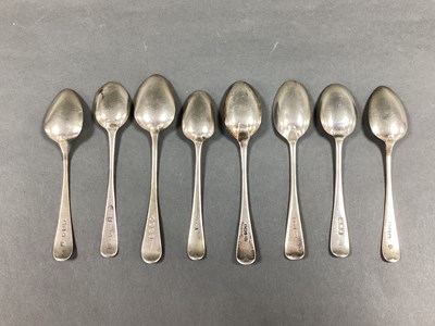 Lot 16 - Eight Hallmarked Silver Old English Pattern...