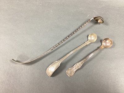 Lot 27 - A Hallmarked Silver Spice / Condiment Ladle,...