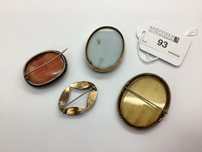 Lot 93 - An Antique Oval Locket Brooch, containing...