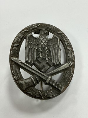 Lot 473 - WWII German Third Reich General Assault Badge,...