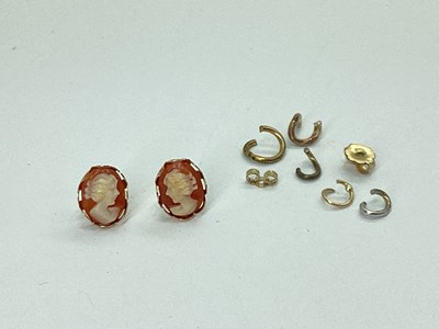 Lot 80 - A Dainty Pair of 9ct Gold Oval Shell Carved...