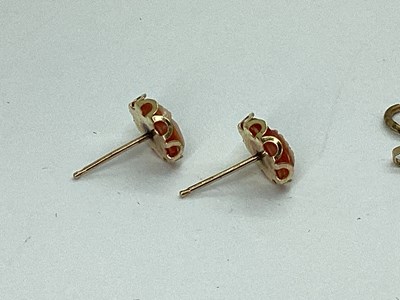 Lot 80 - A Dainty Pair of 9ct Gold Oval Shell Carved...