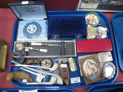 Lot 1362 - Collectables, including antique wooden shoe...