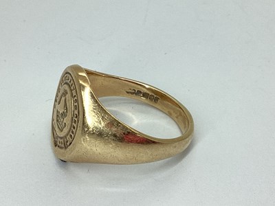 Lot 53 - A 9ct Gold Signet Style Ring, the circular...