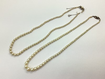 Lot 105 - A Single Strand Pearl Bead Necklace, of...