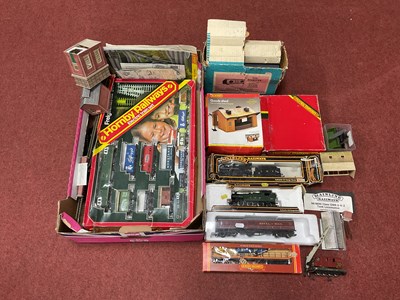 Lot 412 - A Quantity of OO Scale Model Railway,...