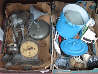 Lot 1420 - Kitchenware including enamelled flour bin,...