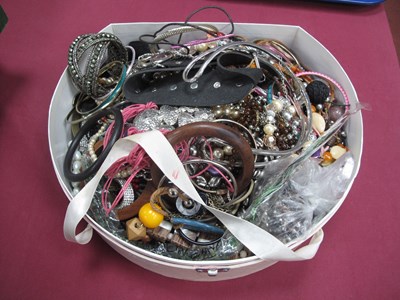 Lot 1262 - Bangles, necklaces and Lady's Costume Jewellery.