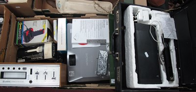 Lot 1097 - Vintage electronics, including cased Sound Lab...
