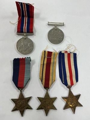Lot 523 - WWII Medals, comprising 1939 - 45 Star, Africa...