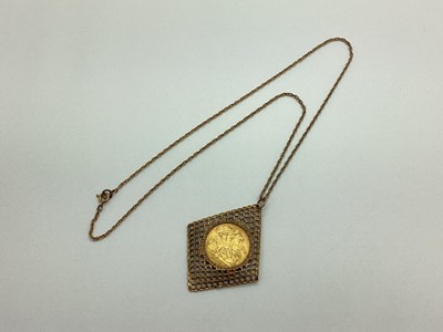 Lot 144 - A George V Sovereign Pendant, 1931 (SA),...
