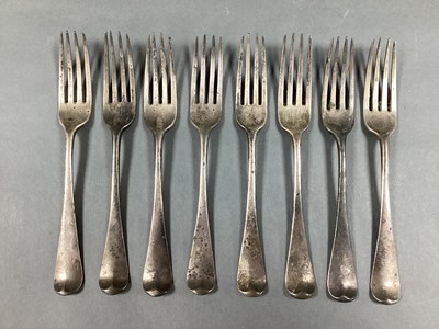 Lot 73 - A Set of Eight Georgian Hallmarked Silver Old...