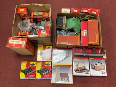 Lot 459 - Two boxes of mainly Hornby 00 gauge buildings...